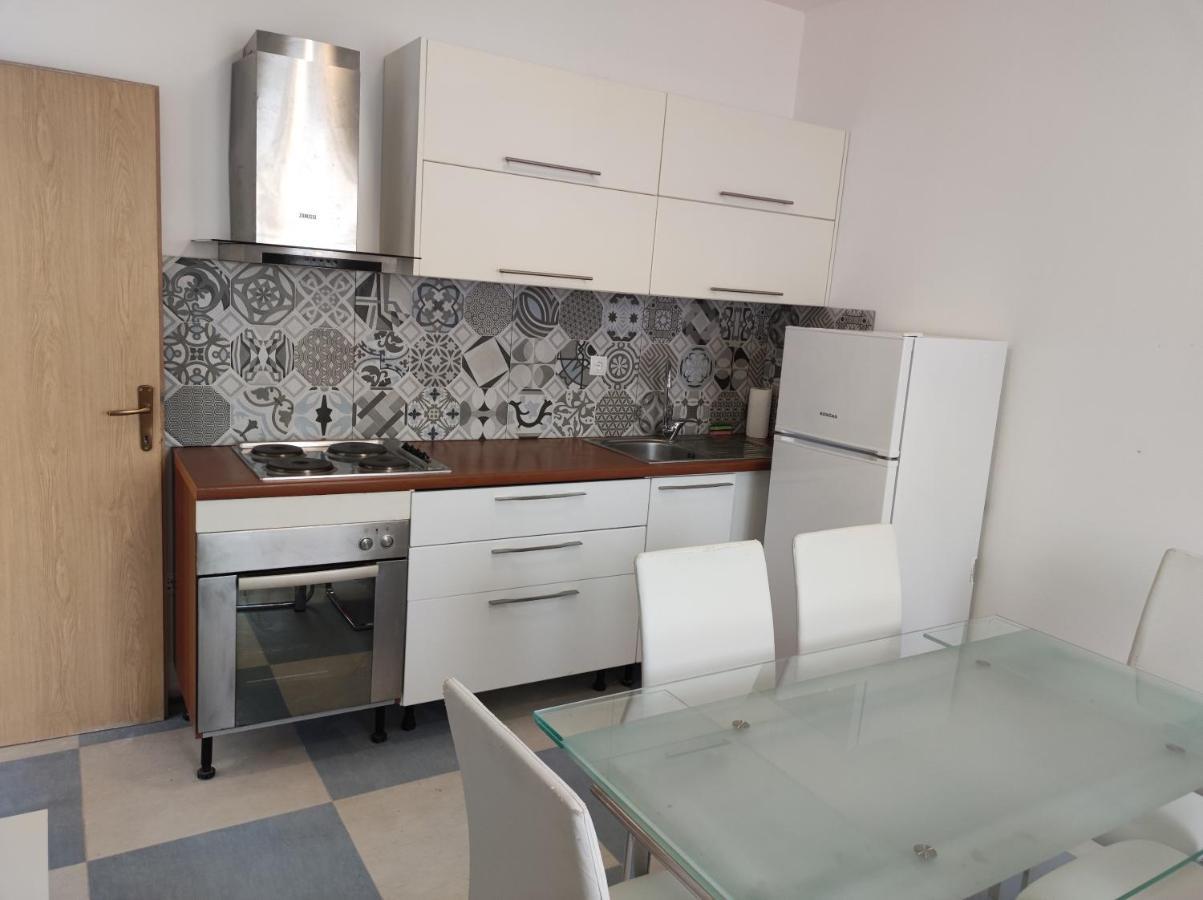 Dugobabe Stribor Apartments מראה חיצוני תמונה